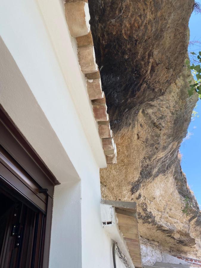 Casa Cueva Un Rincon En La Roca Villa Setenil De Las Bodegas Exterior photo