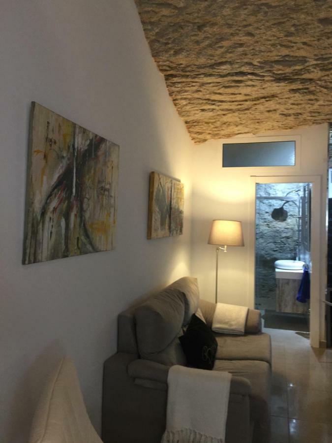 Casa Cueva Un Rincon En La Roca Villa Setenil De Las Bodegas Exterior photo
